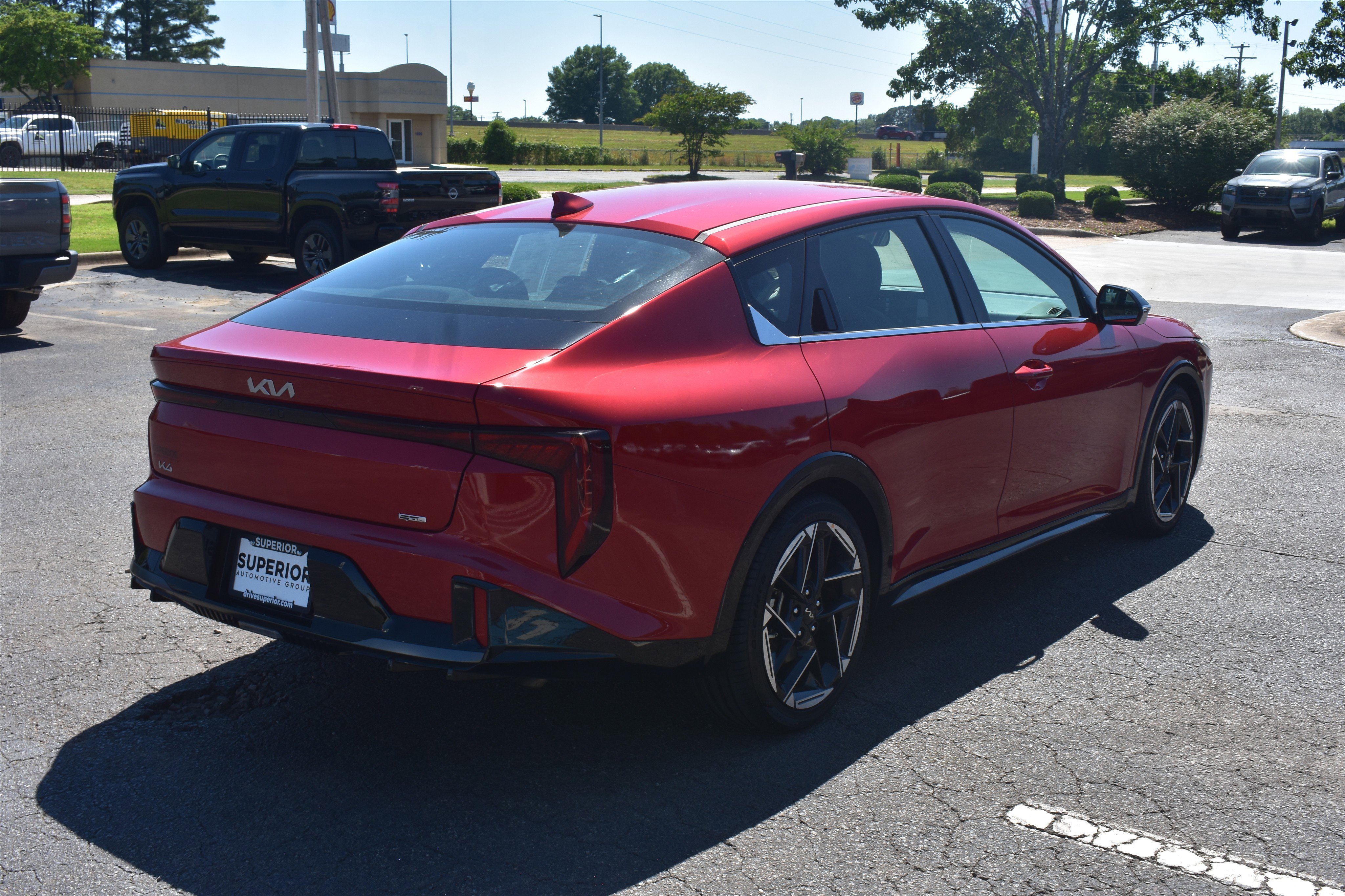 Used 2025 Currant Red Kia GT-Line image 5