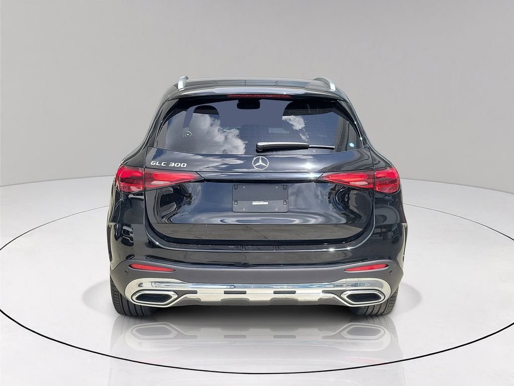 Certified Used 2026 Black Mercedes-Benz GLC 300 image 5
