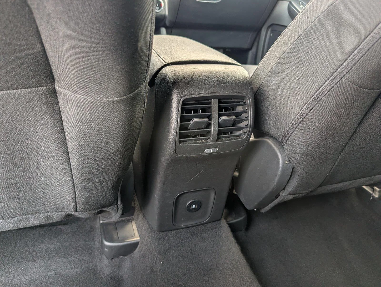 Used 2025 Agate Black Ford Active image 30