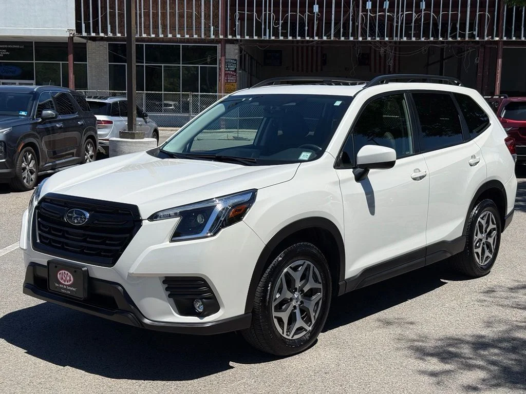 Used 2024 White Subaru Premium image 9