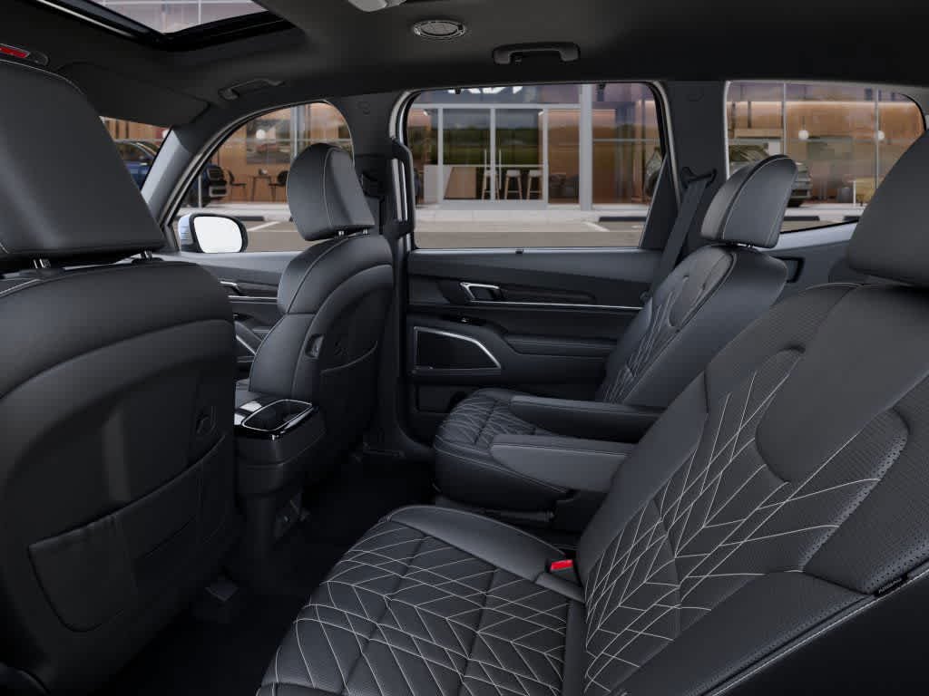 New 2025 Glacial White Pearl Kia EX X-Line image 18