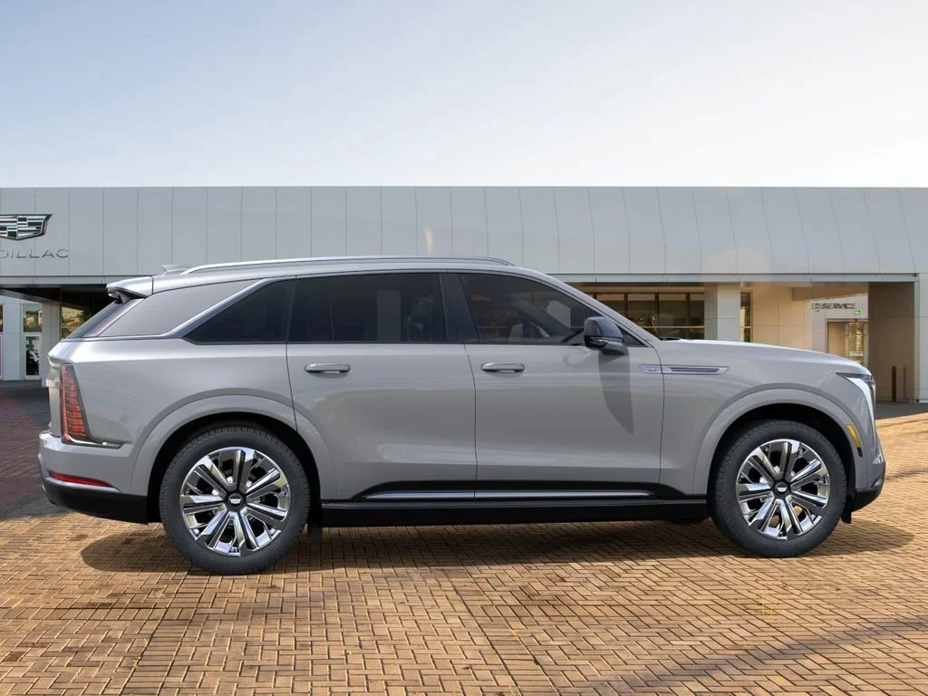 New 2026 Luna Metallic Cadillac Premium Luxury image 5