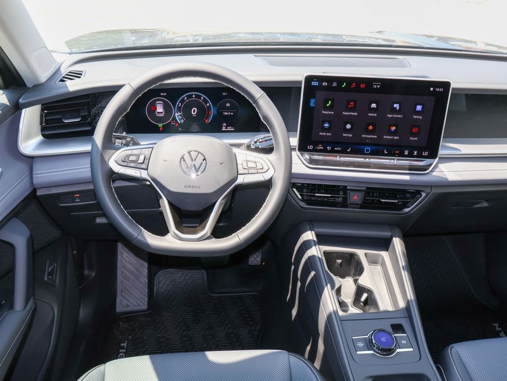 New 2026 Silver Volkswagen 2.0T SE image 18