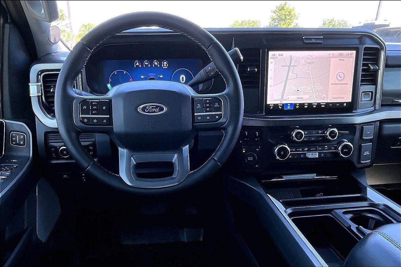 Used 2025 OXFORD WHITE Ford LARIAT image 11