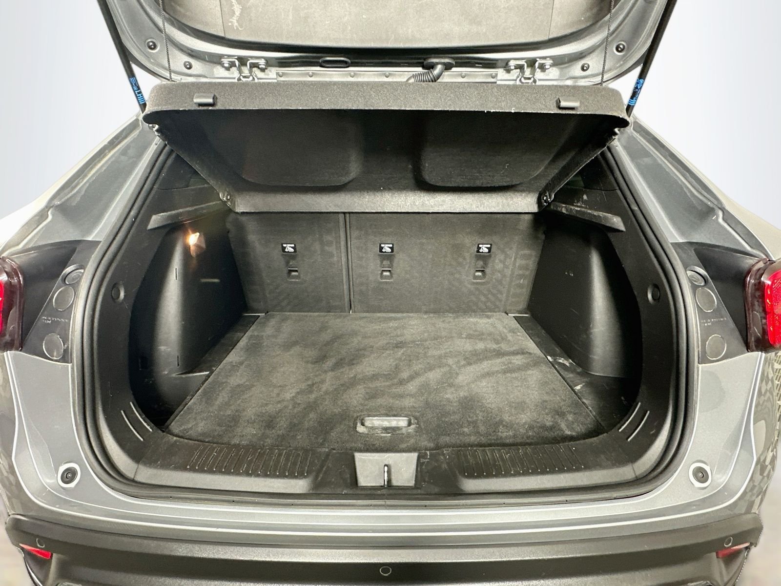 Used 2024 Sterling Gray Metallic Chevrolet 2RS image 25