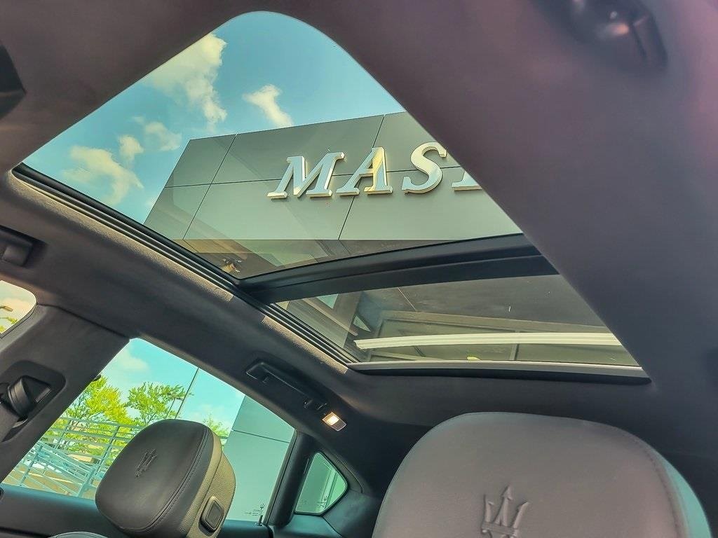 2022 MASERATI LEVANTE - Image 8