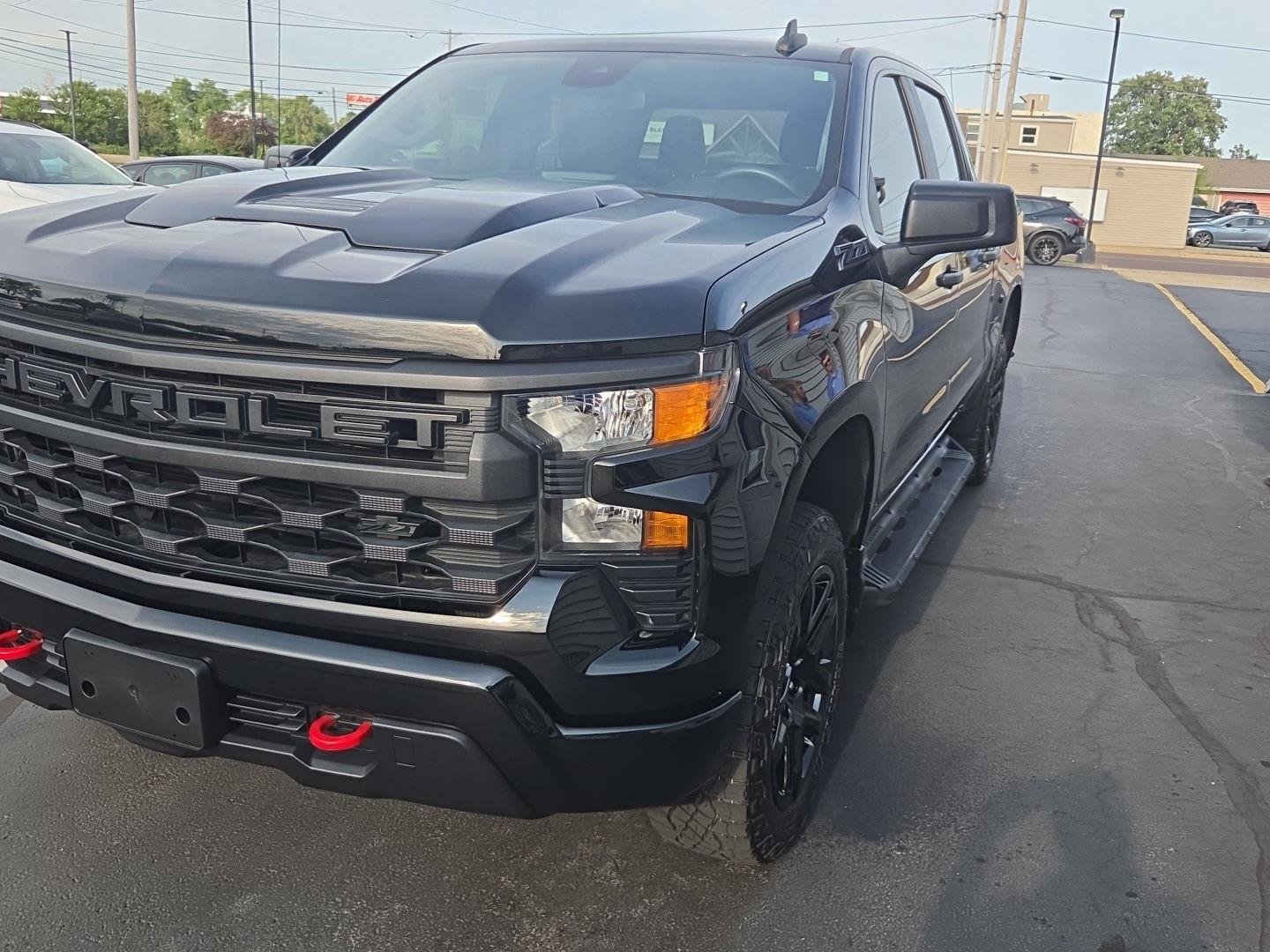 Used 2023 Black Chevrolet Custom Trail Boss image 8
