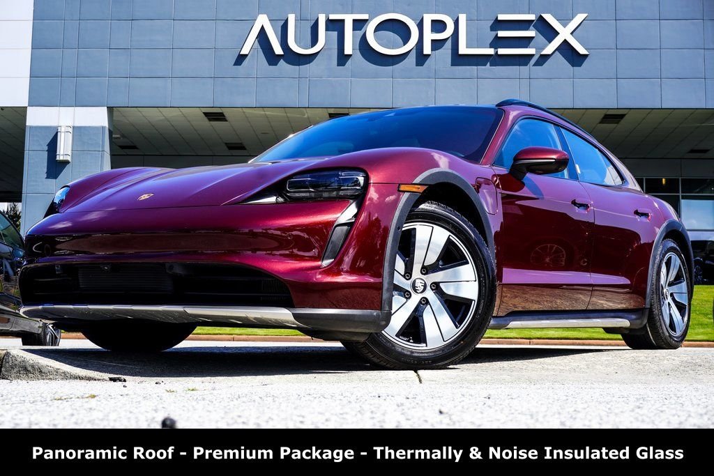 Used 2022 Red Porsche 4 image 1