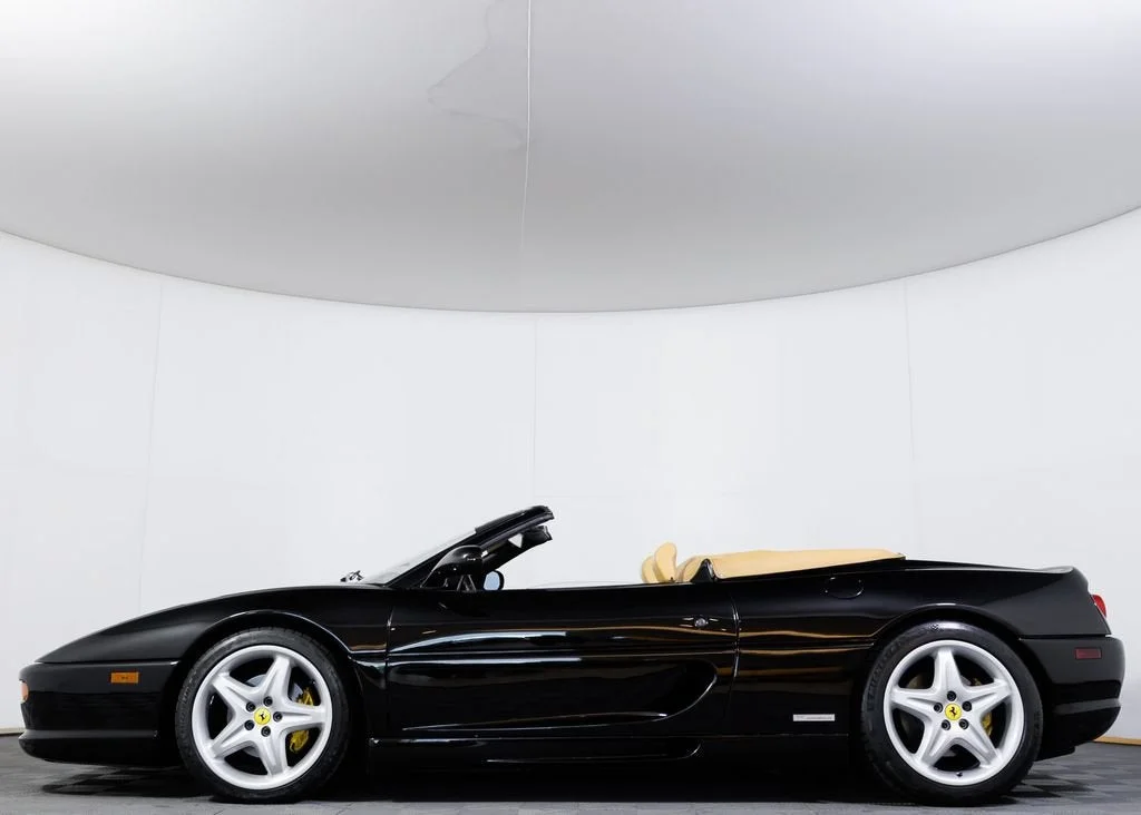 Used 1998 Nero Ferrari Spider OEM Manual image 4