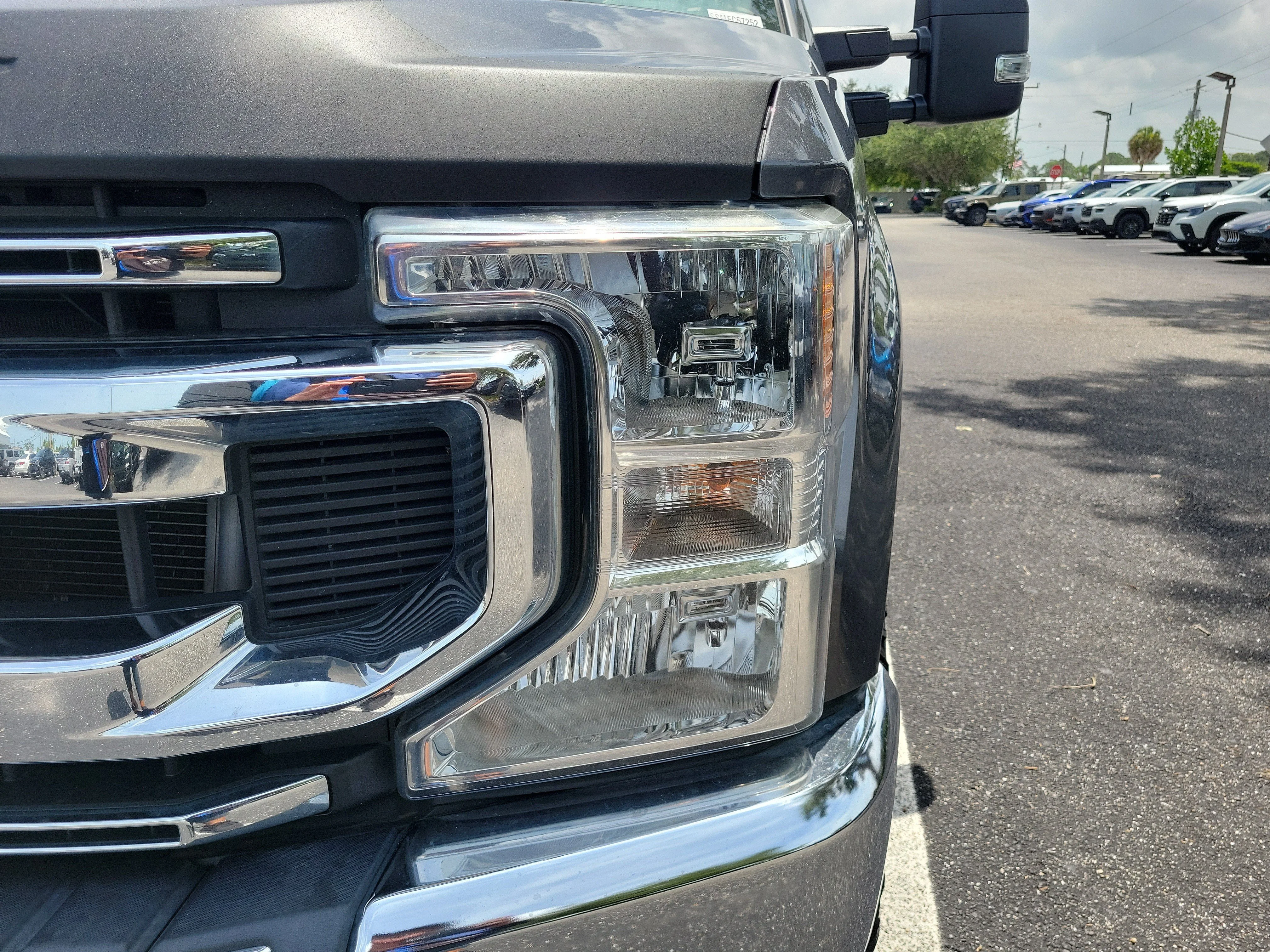 Used 2021 Carbonized Gray Metallic Ford XL image 4