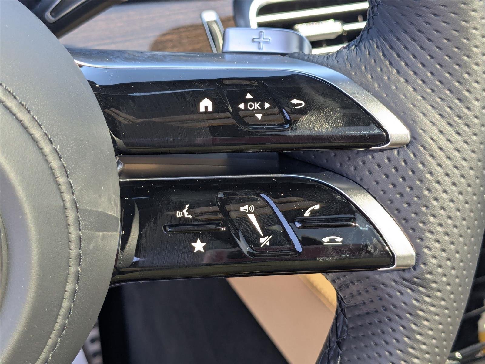 New 2026 Polar White Mercedes-Benz GLS 450 image 18