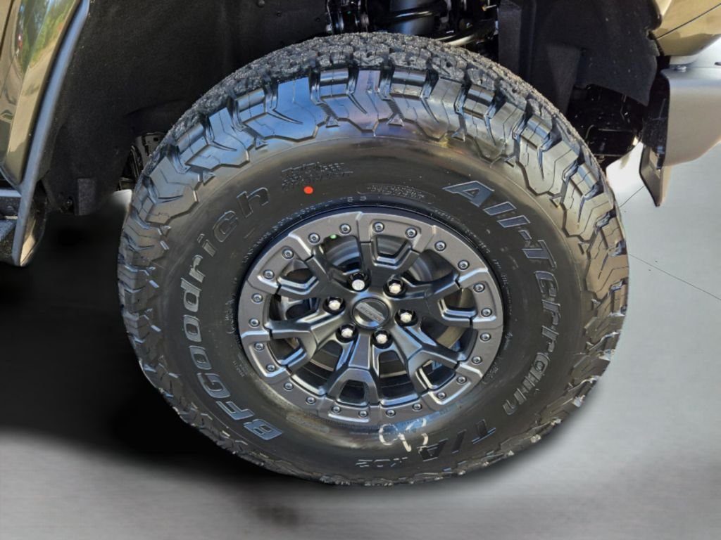 New 2025 Green Ford Raptor image 31