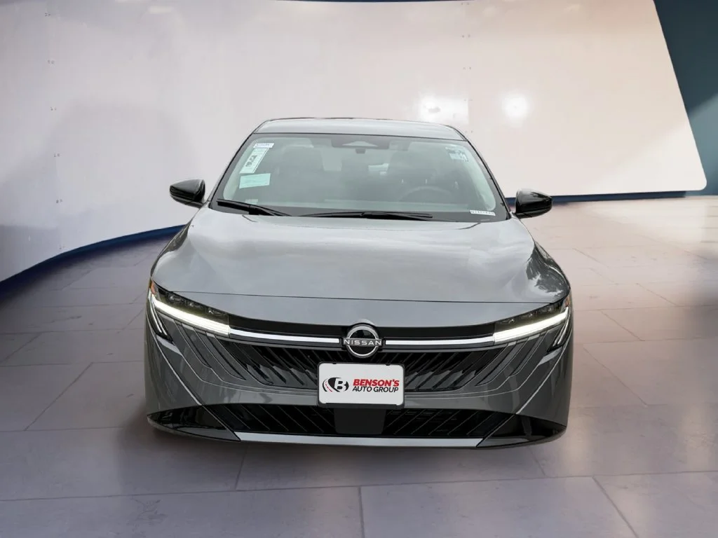 New 2027 Gray Nissan S image 8