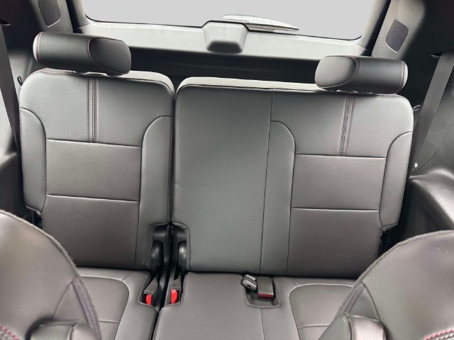 Used 2023 Red Chevrolet RS image 27