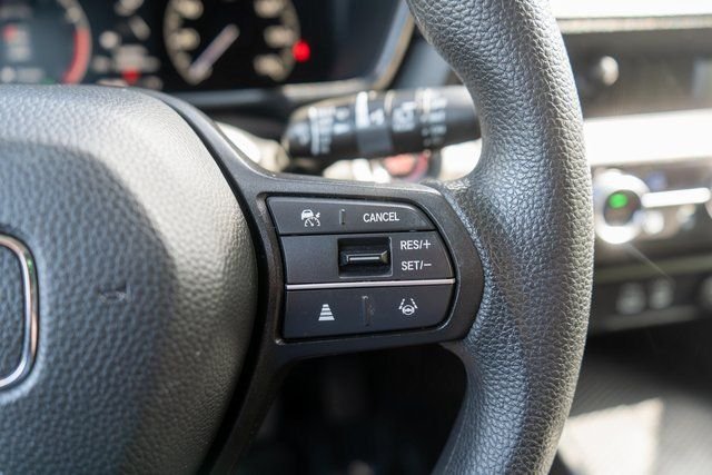 Used 2024 White Honda EX image 27