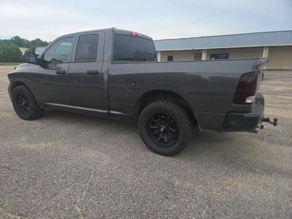 Used 2018 Gray Ram Express image 7