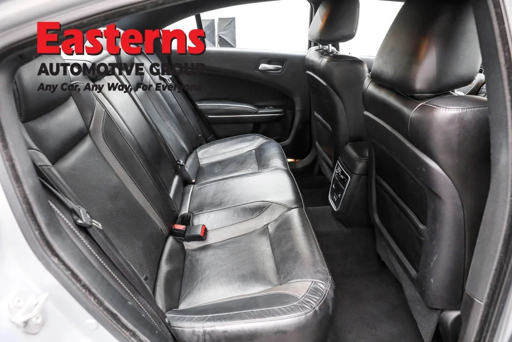 Used 2022 Silver Dodge SXT image 22