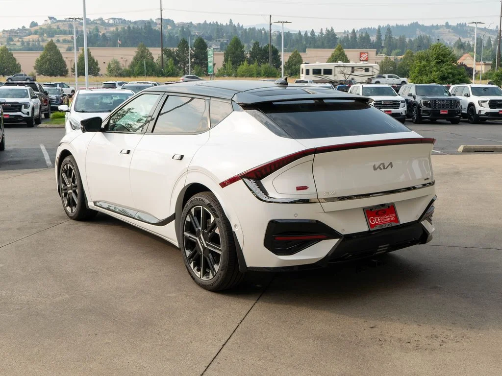 New 2026 Glacial White Pearl / Black Ro Kia GT-Line AWD image 5