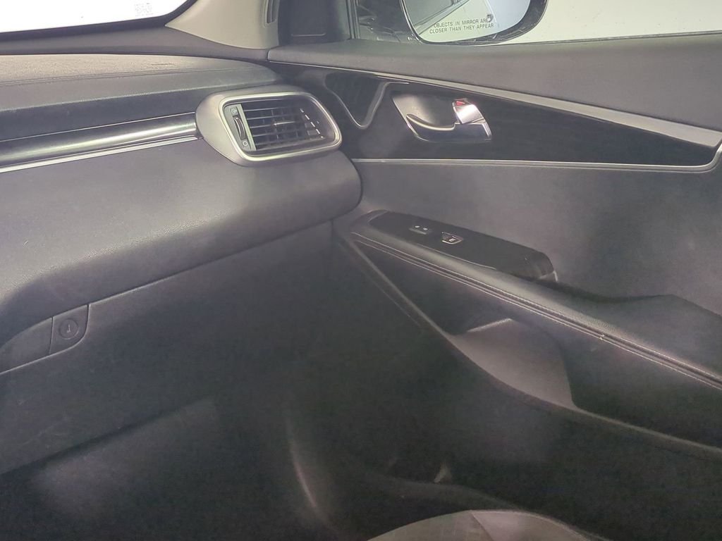 2020 Kia Sorento LX - Photo 20