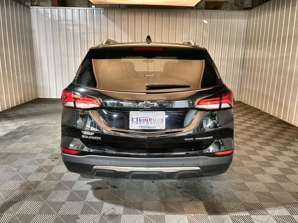 Used 2024 Mosaic Black Metallic Chevrolet Premier image 7