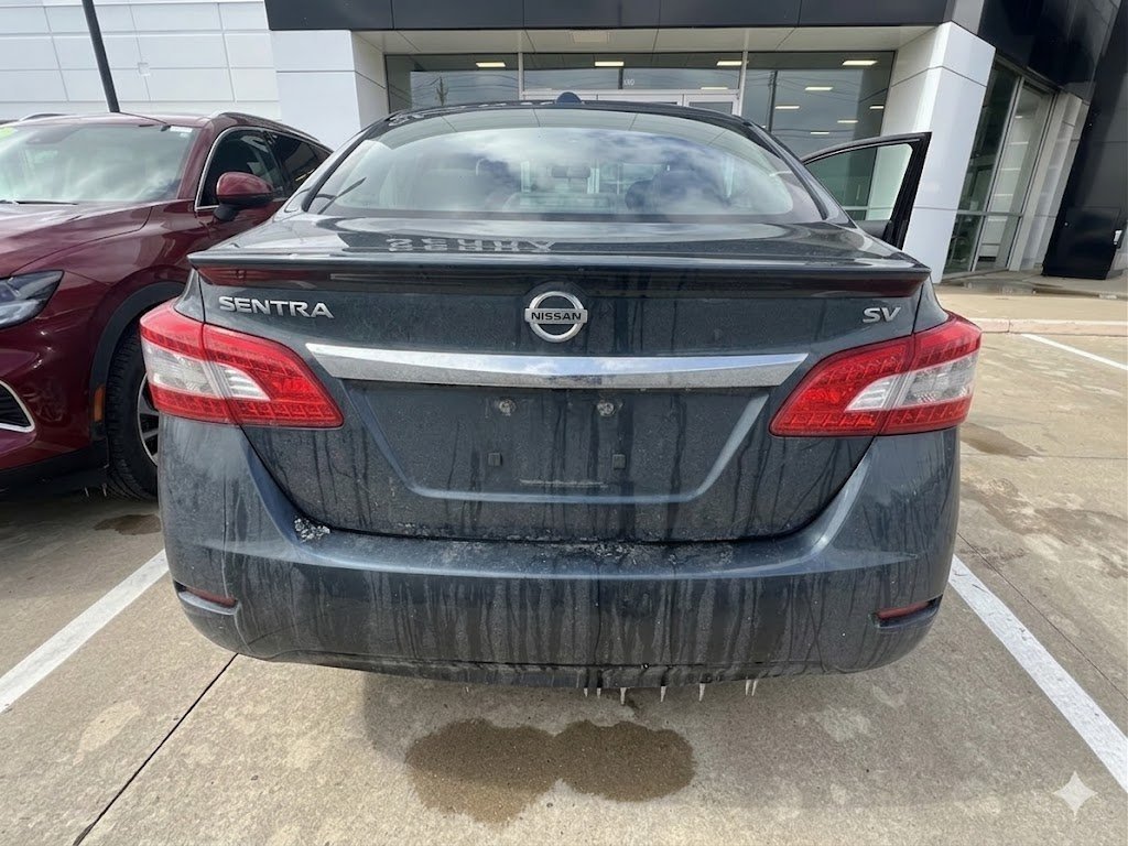 Used 2015 Nissan Sentra SV with VIN 3N1AB7AP5FY310567 for sale in Savoy, IL