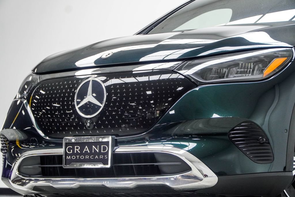 Used 2023 Green Mercedes-Benz 350 SUV image 2