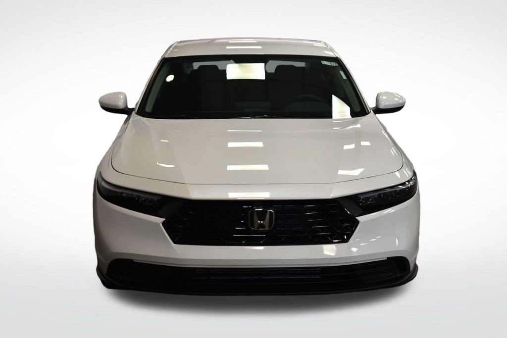 New 2026 Platinum White Pearl Honda LX image 2