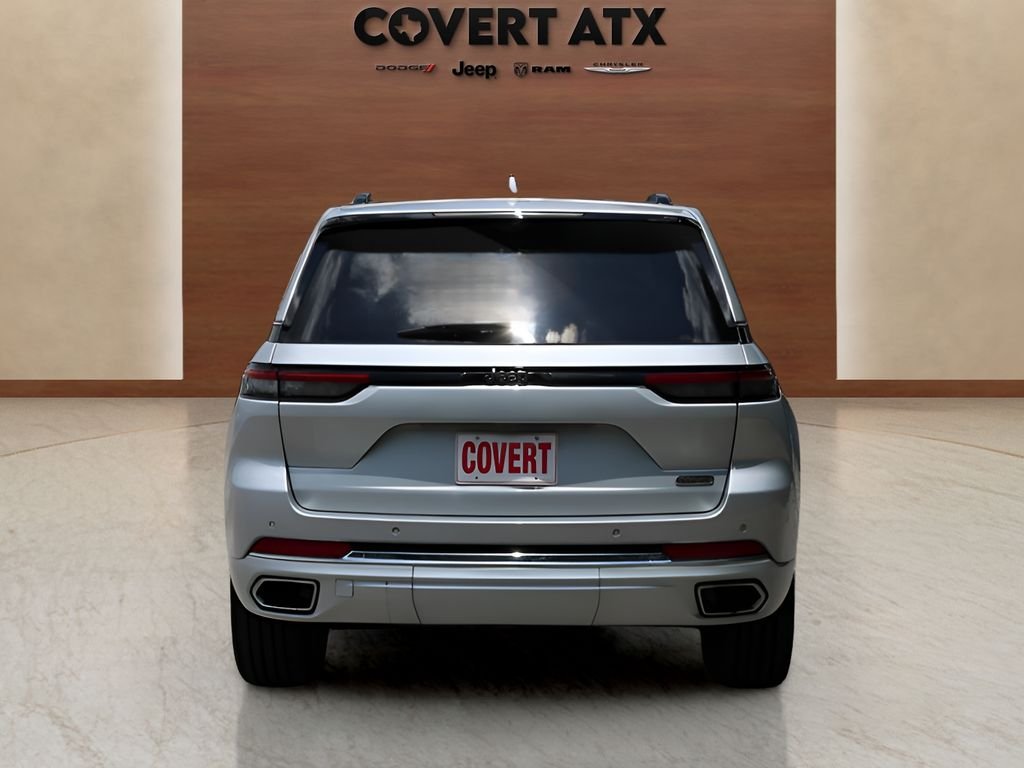 Used 2022 Silver Jeep Overland image 4