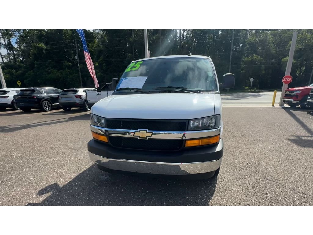 Used 2025 Summit White Chevrolet WT image 7