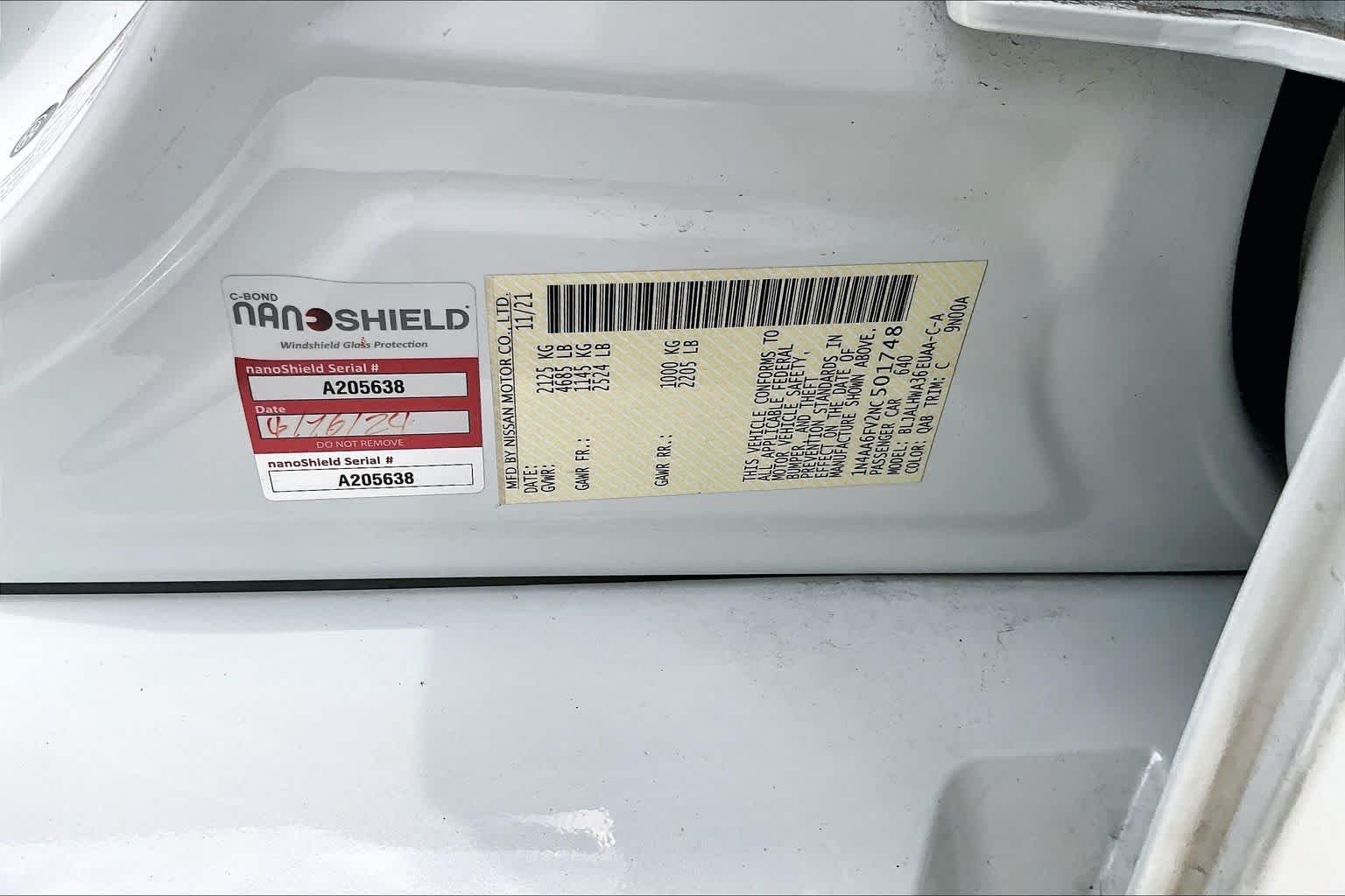 Used 2022 Pearl White Tricoat Nissan Platinum image 35
