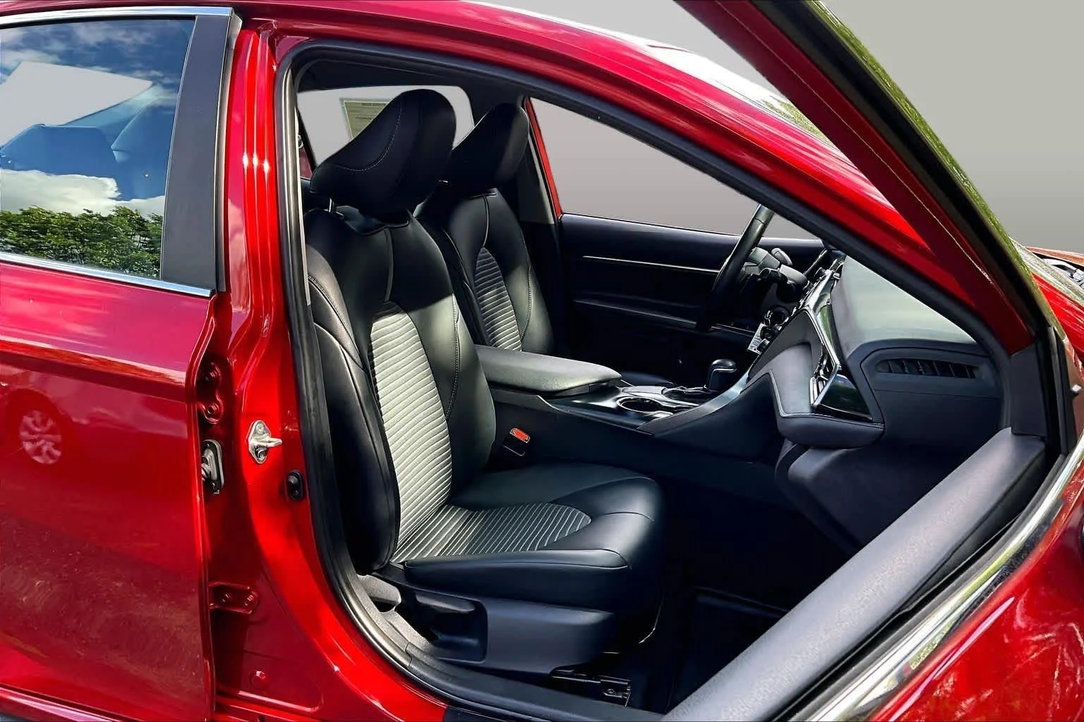Certified Used 2019 Supersonic Red Toyota SE image 15