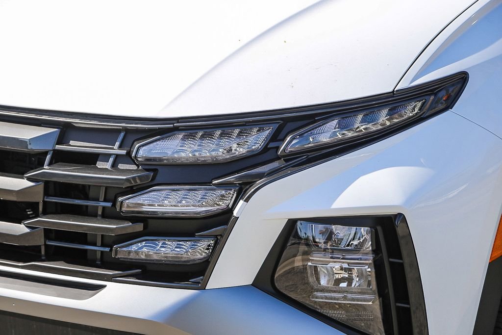 New 2026 White Hyundai SEL image 5