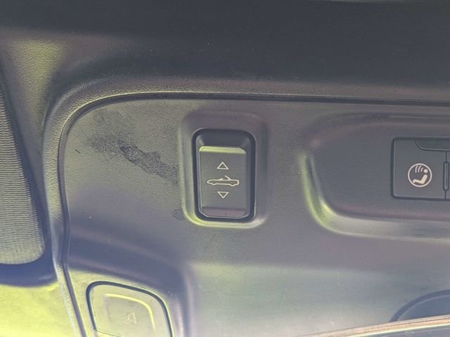 Used 2019 Silver Chevrolet 1LT image 19