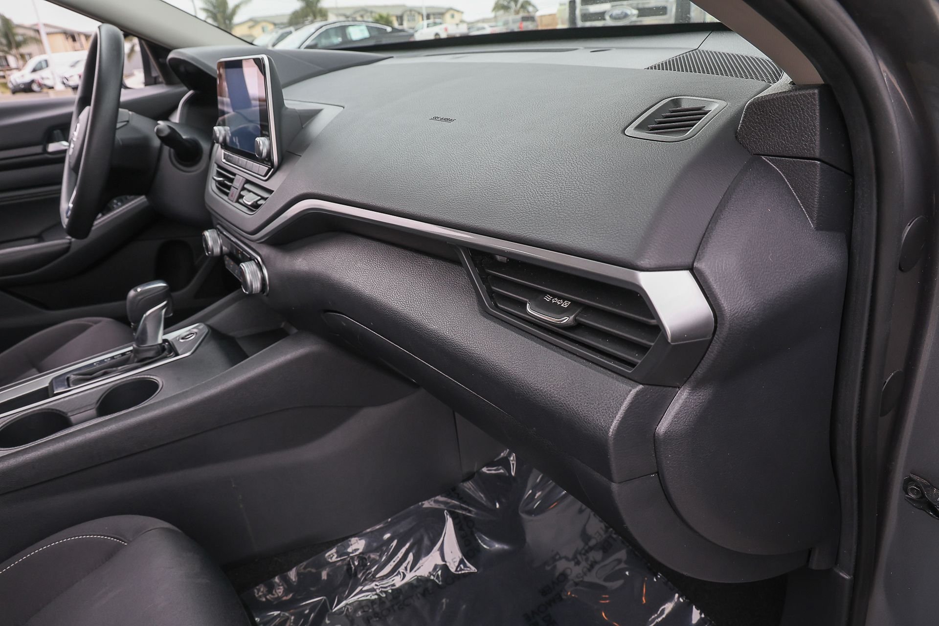 Used 2020 Gray Nissan 2.5 S image 31