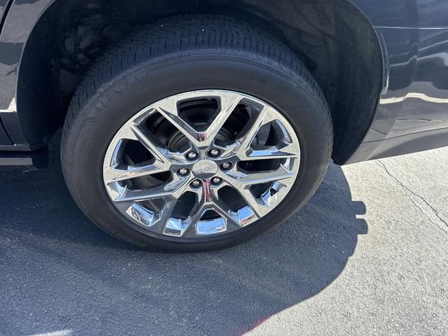 Used 2021 Hunter Green GMC Denali image 19