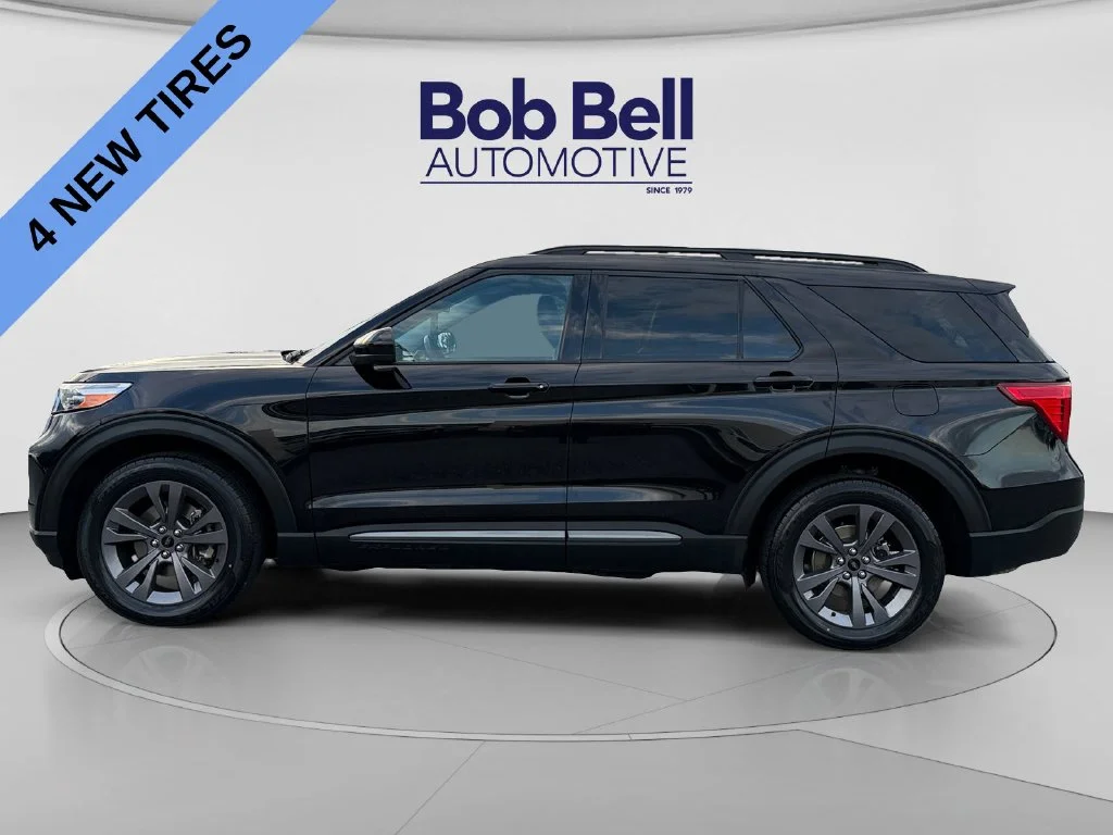 Used 2022 Black Metallic Ford XLT image 4