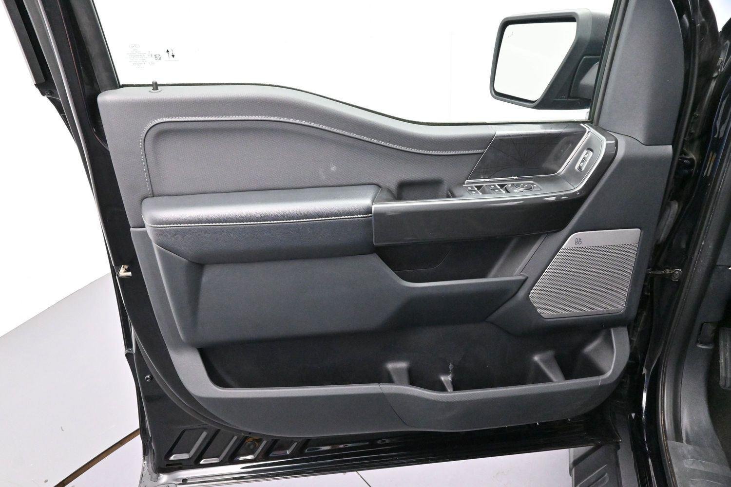 Used 2022 Agate Black Ford XLT image 11