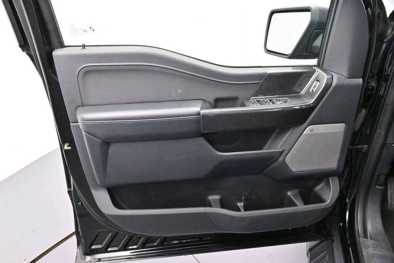 Used 2022 Agate Black Ford XLT image 11