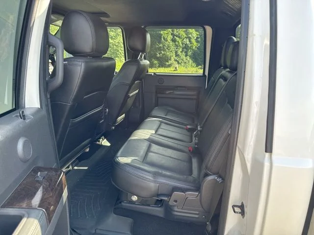 Used 2014 White Ford Platinum image 15