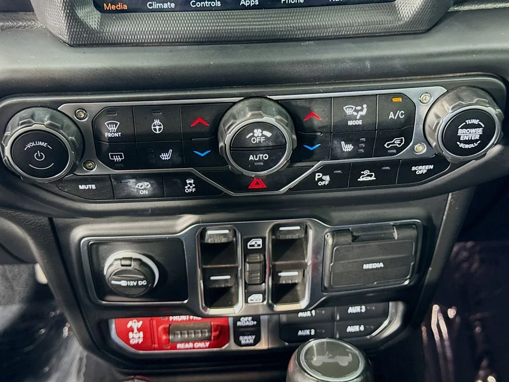 Used 2023 White Jeep Rubicon 392 image 16