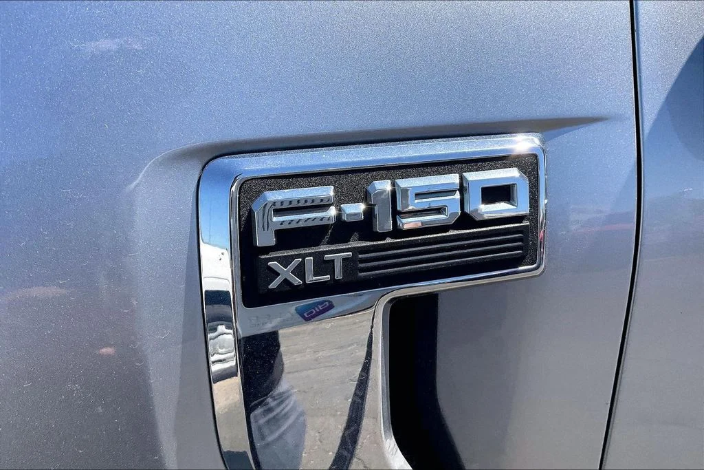 Used 2022 Silver Ford XLT image 30