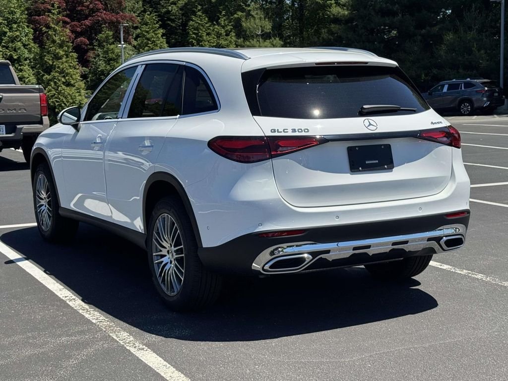 New 2026 Polar White Mercedes-Benz GLC 300 image 8