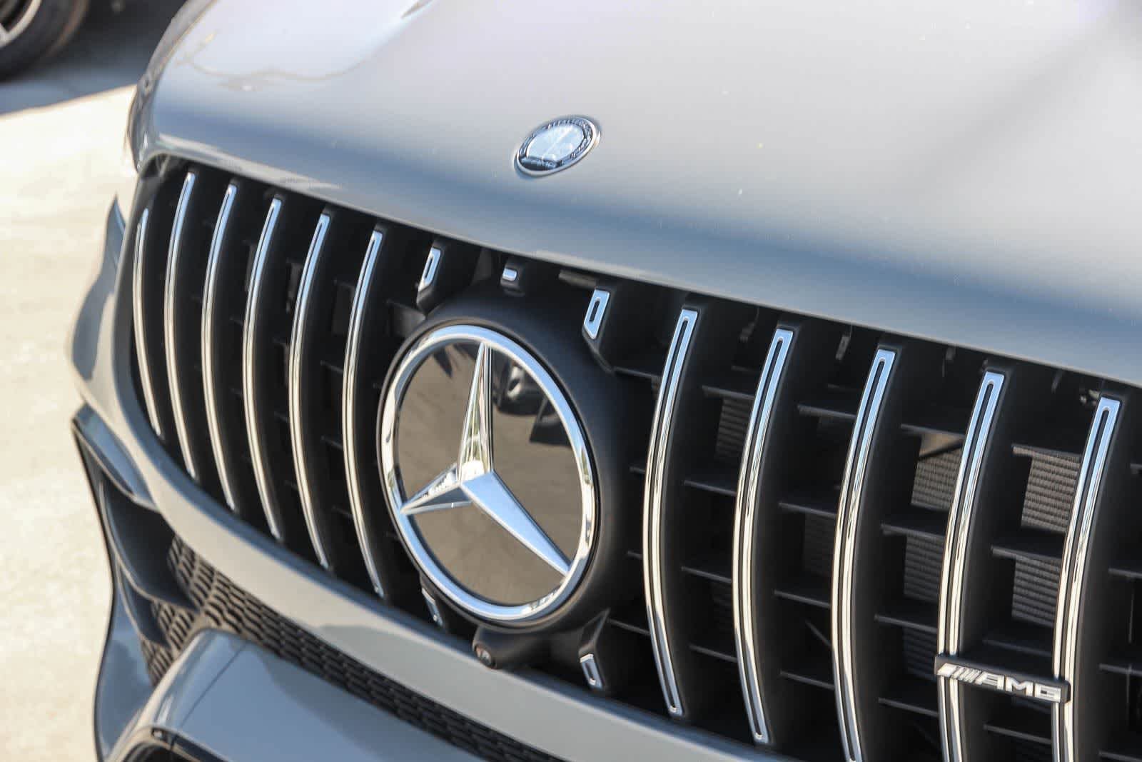 New 2026 MANUFAKTUR Alpine Grey Mercedes-Benz AMG® GLE 63 S image 9