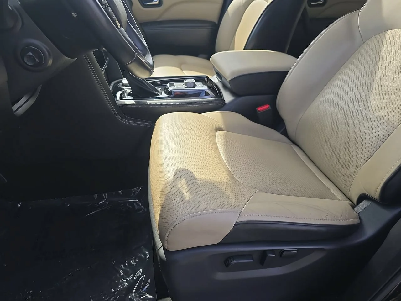 Used 2022 Black INFINITI PREMIUM SELECT AWD image 21