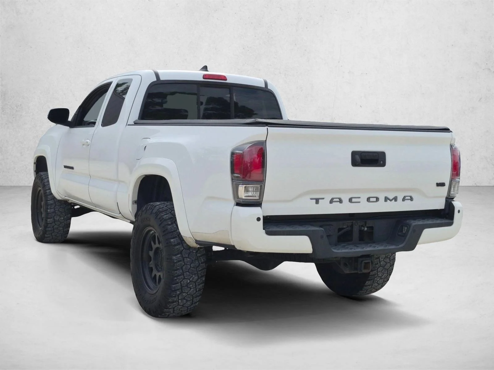 Used 2018 Super White Toyota TRD Sport image 7