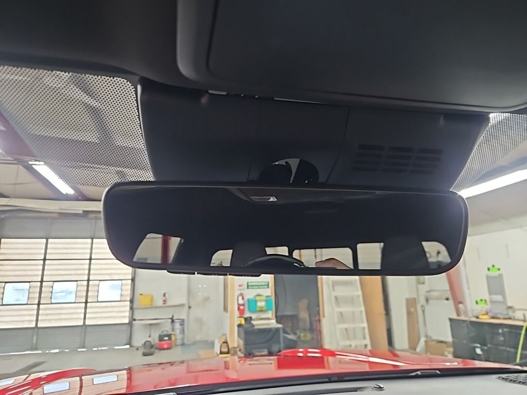 2025 Toyota Tacoma SR5 - Photo 25