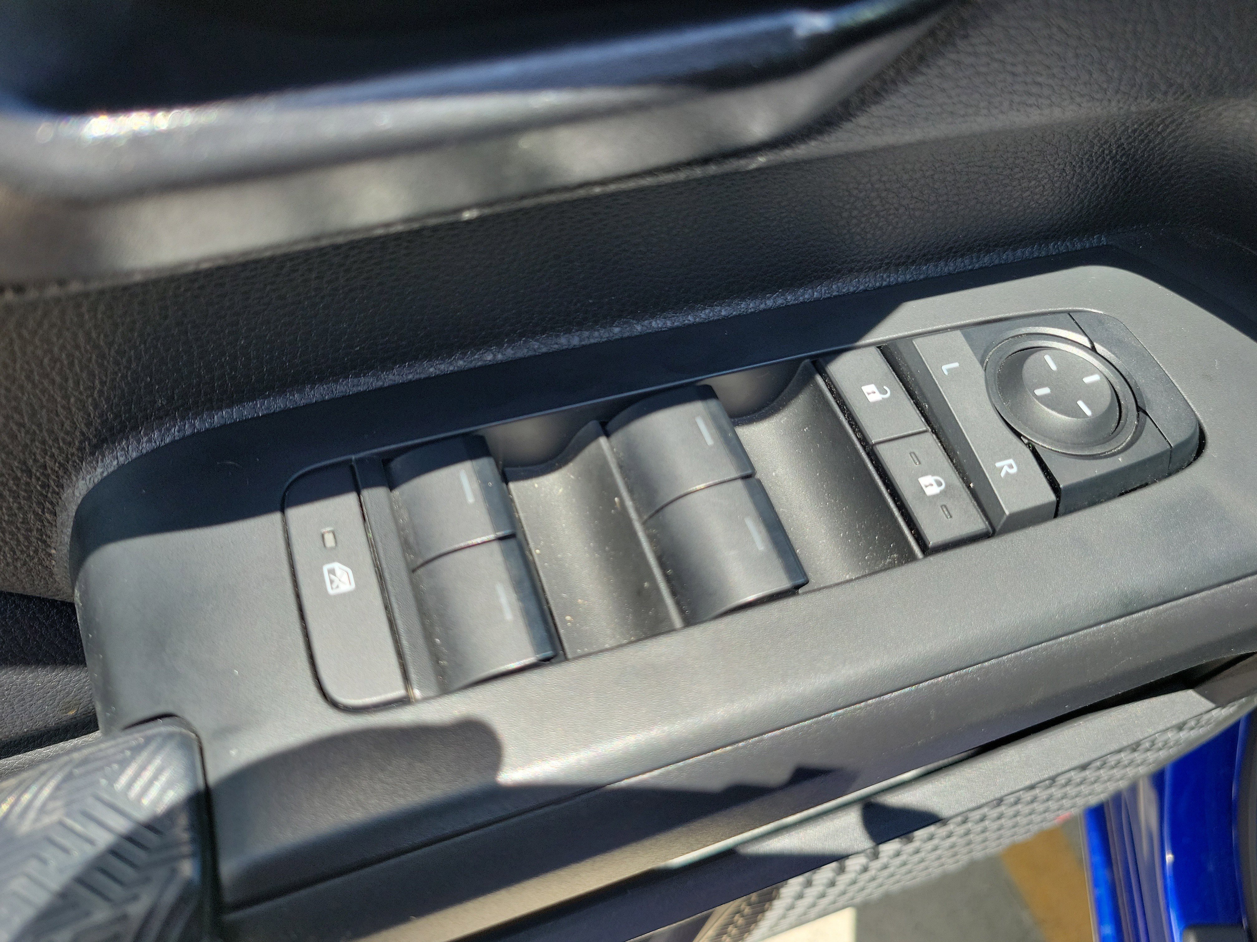 Used 2025 Blue Toyota SR5 image 19