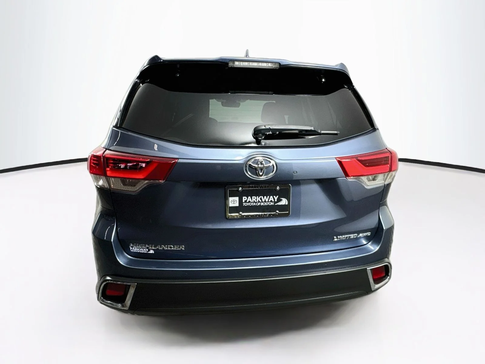 Used 2019 Blue Toyota Limited image 6