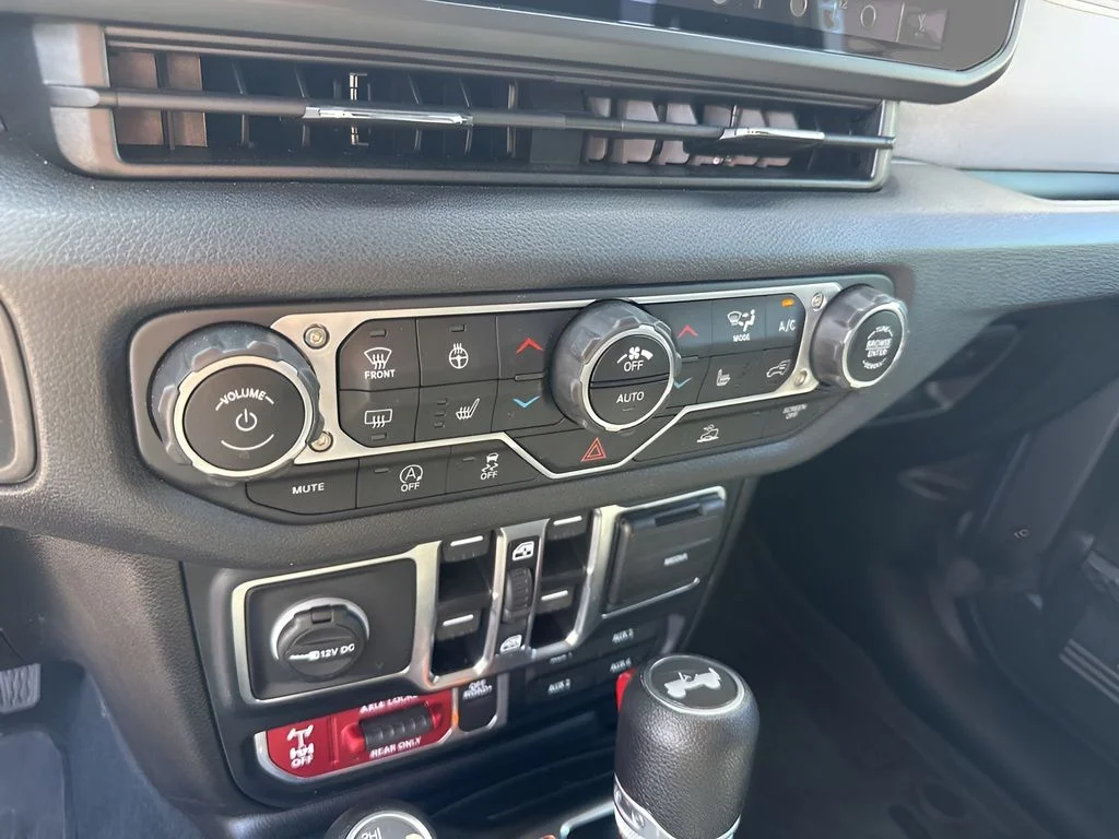 Used 2024 Gray Jeep Sport image 36