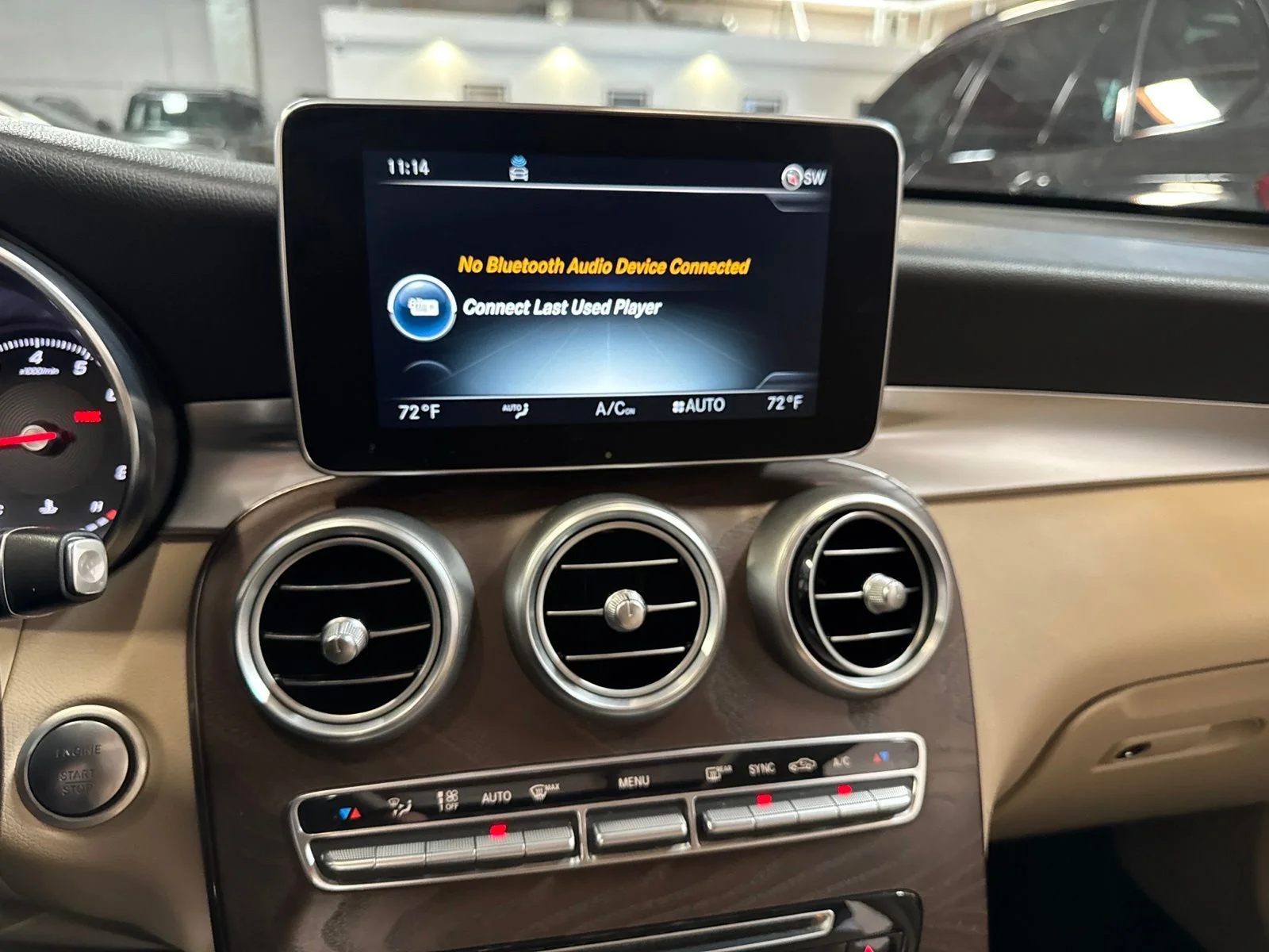 Used 2019 White Mercedes-Benz GLC 300 image 31